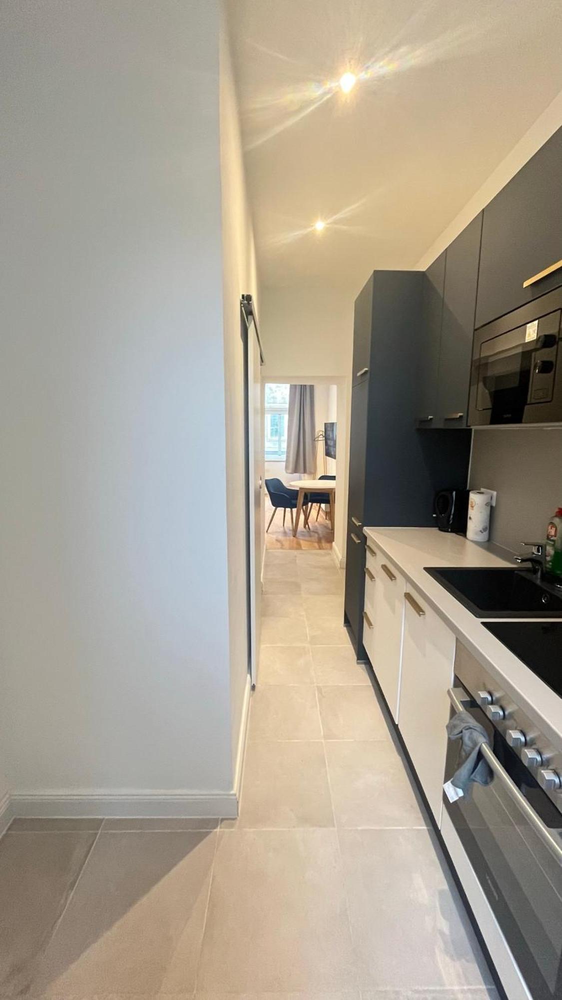 K&K Apartment Near Hauptbahnhof - Kingsize Bed Bécs Kültér fotó
